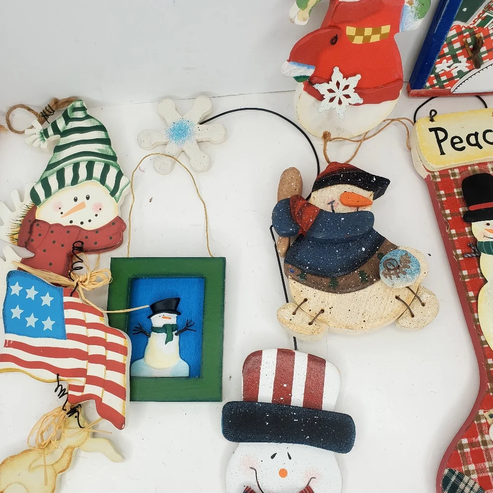 Lot of‎ 8 Wood & Metal Rustic Christmas Tree Snowman Ornaments MultiColored
